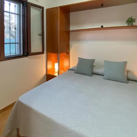 Holiday home 5 Bedroom Pet Friendly In Vieste